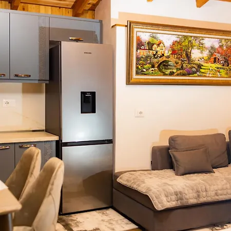 Apartment House La Frateli Korce