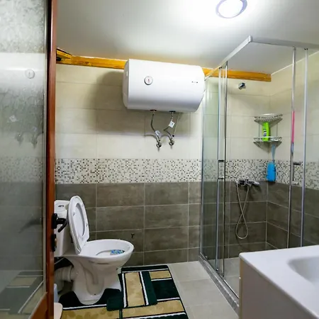 House La Frateli * Korce